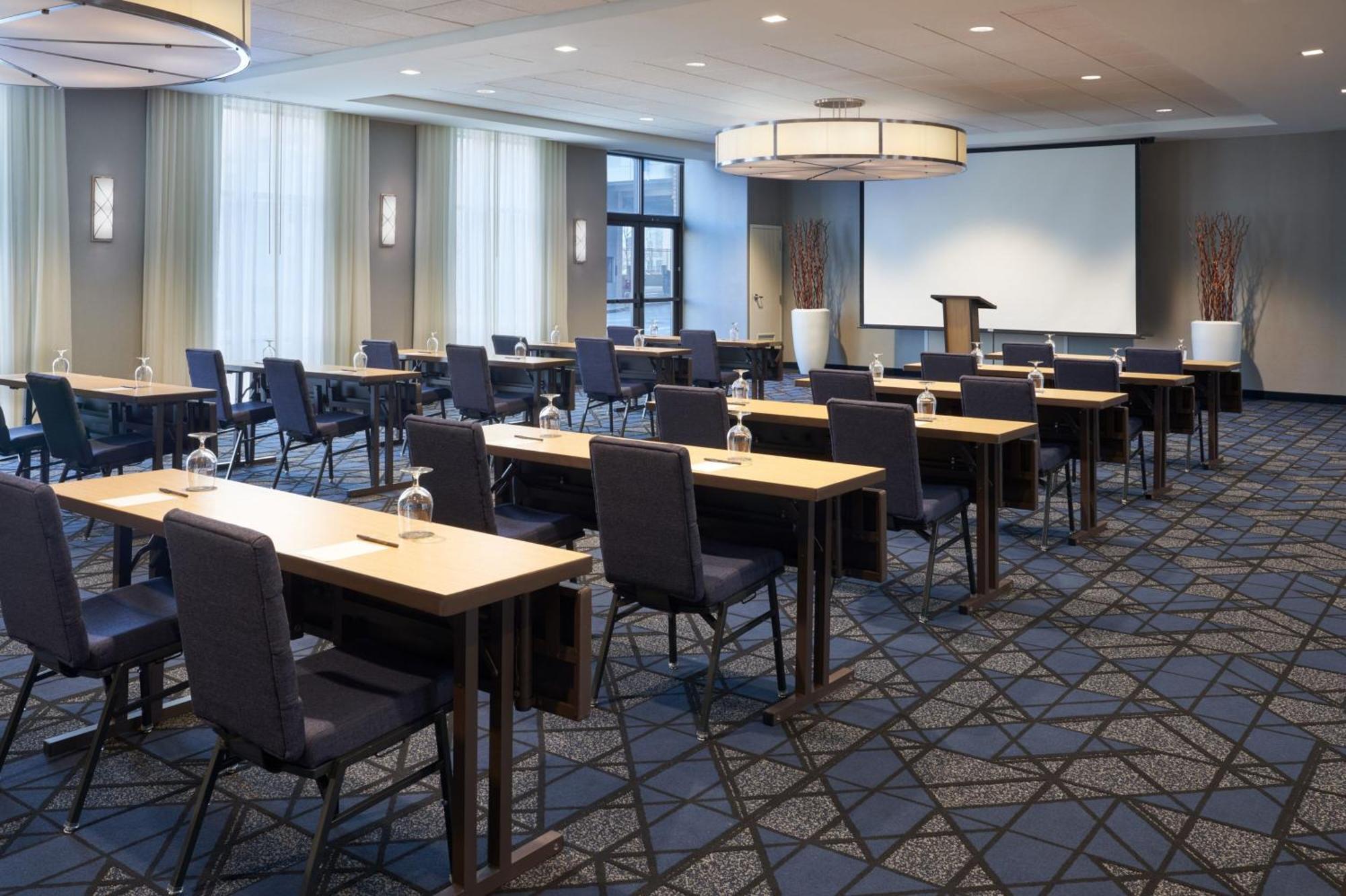 Courtyard By Marriott Glassboro Rowan University Exterior photo
